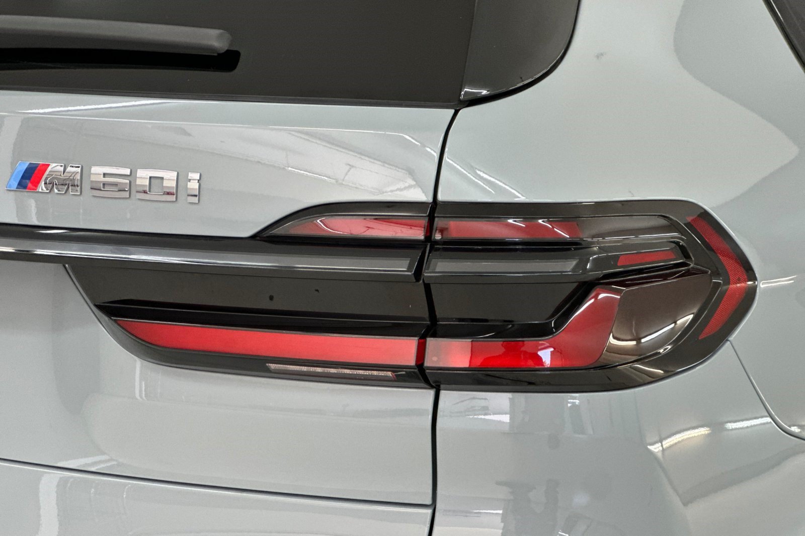 Certified 2025 BMW X7 M60i AWD/4WD image 12