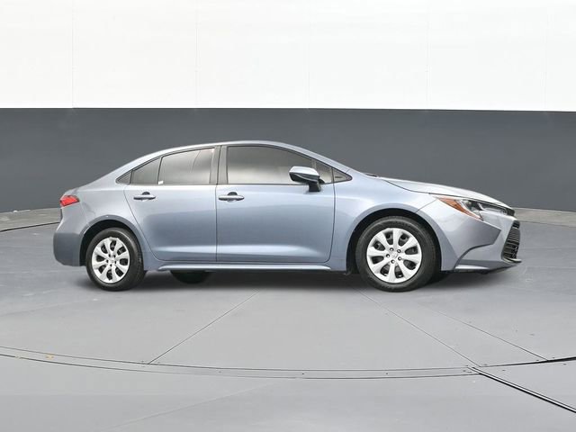Used 2023 Toyota Corolla LE w/ Carpet Mat Package (TMS) image 46