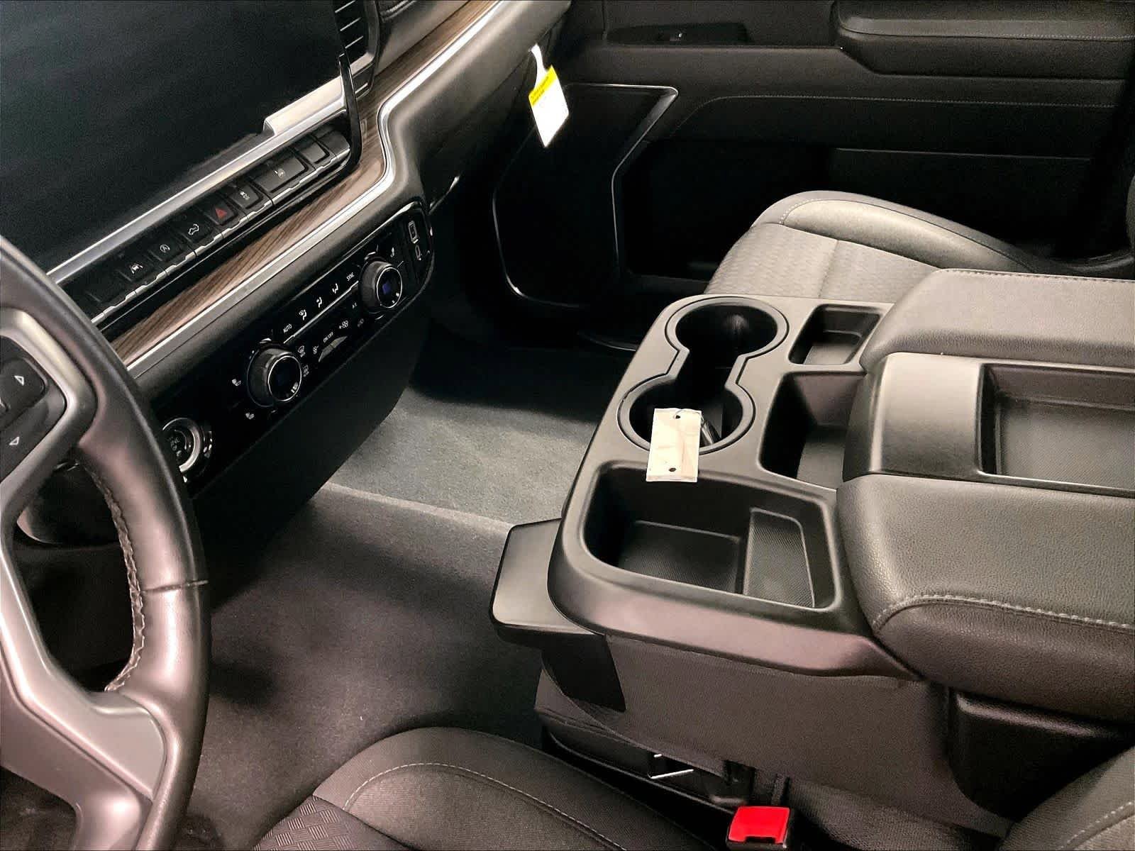 Used 2023 Chevrolet Silverado 1500 LT AWD/4WD image 20
