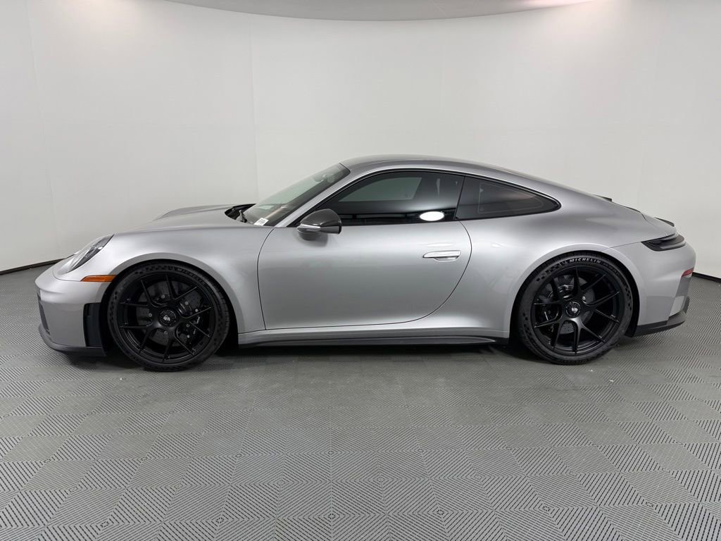 Certified 2026 Porsche 911 GT3 RWD image 2