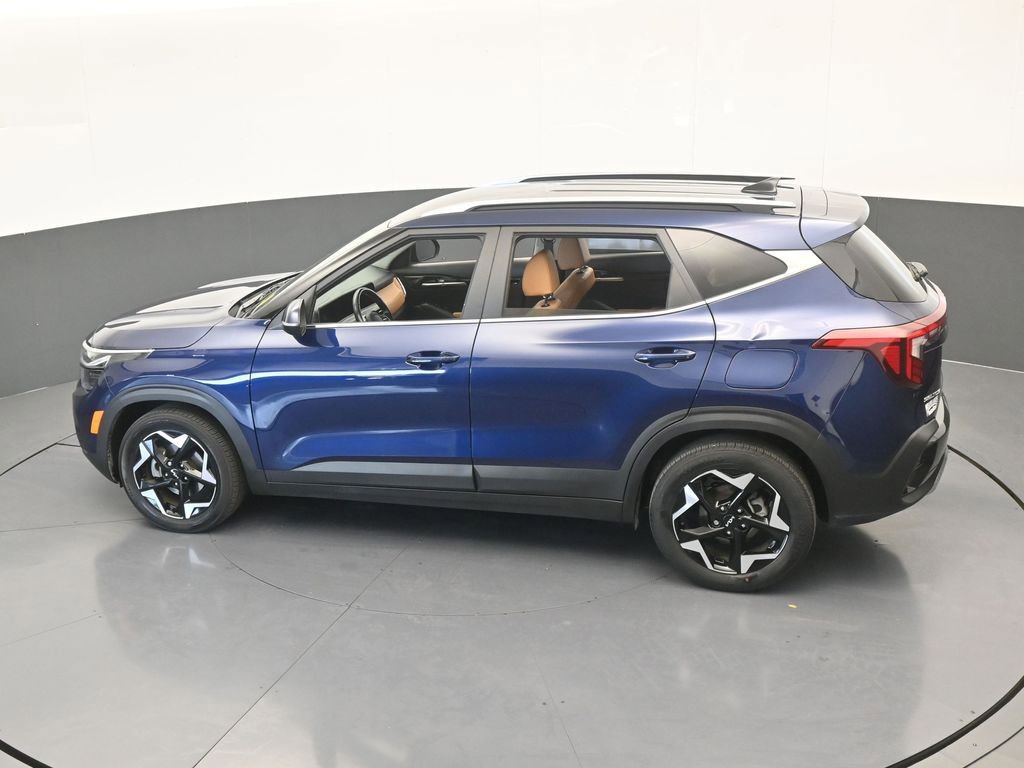 Used 2024 Kia Seltos EX image 47