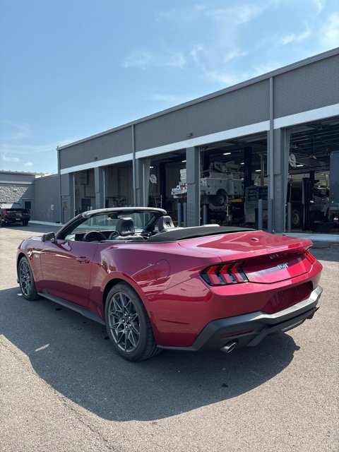 New 2025 Ford Mustang GT Premium w/ GT Performance Package RWD image 18