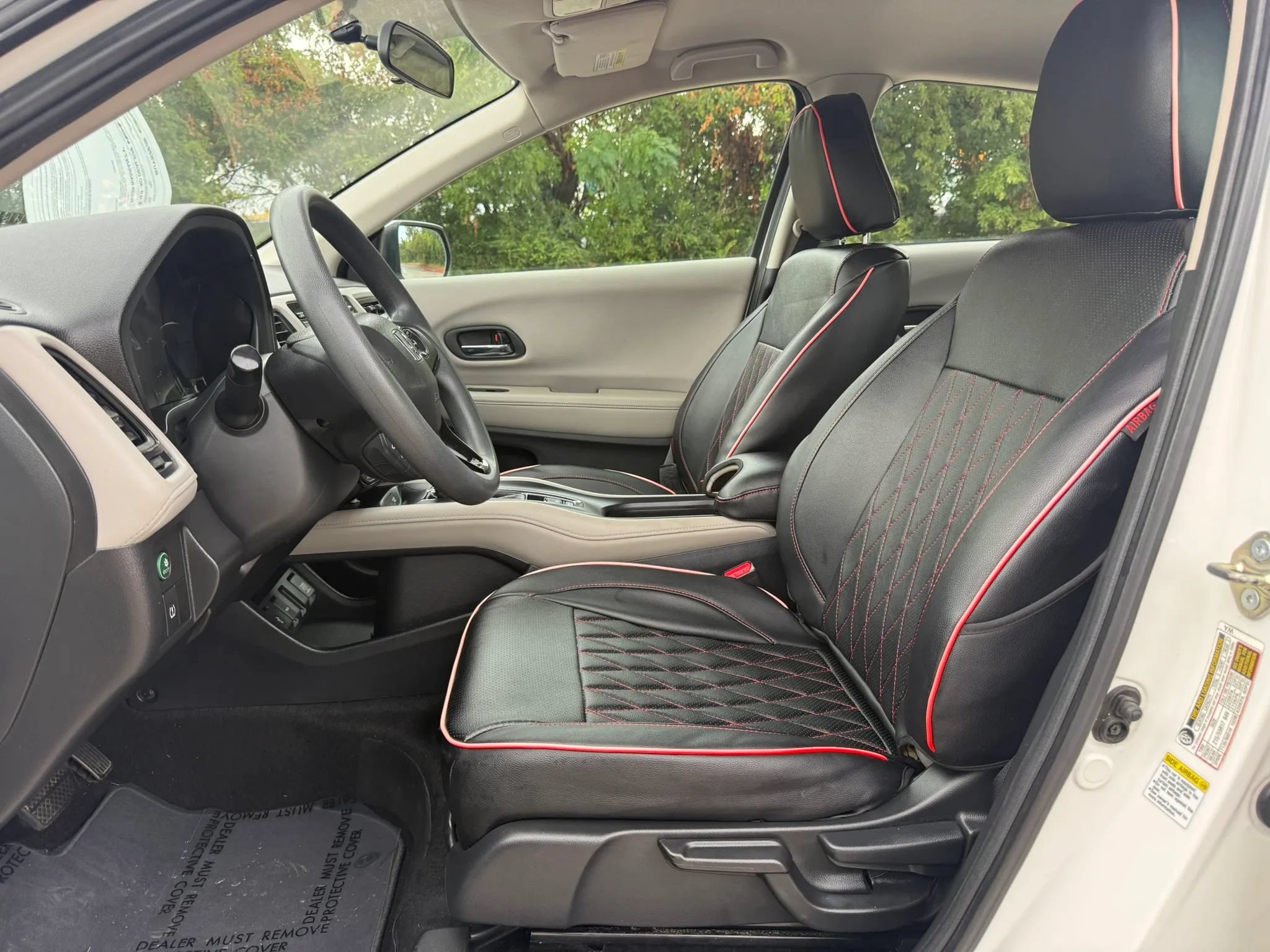 Used 2016 Honda HR-V LX image 8