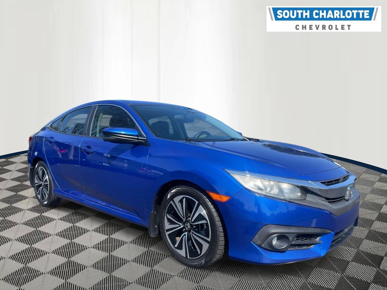 Used 2017 Honda Civic EX-T image 3