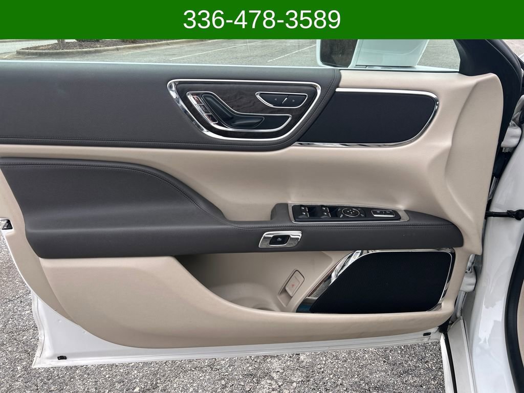 Used 2020 Lincoln Continental AWD w/ Convenience Package image 10