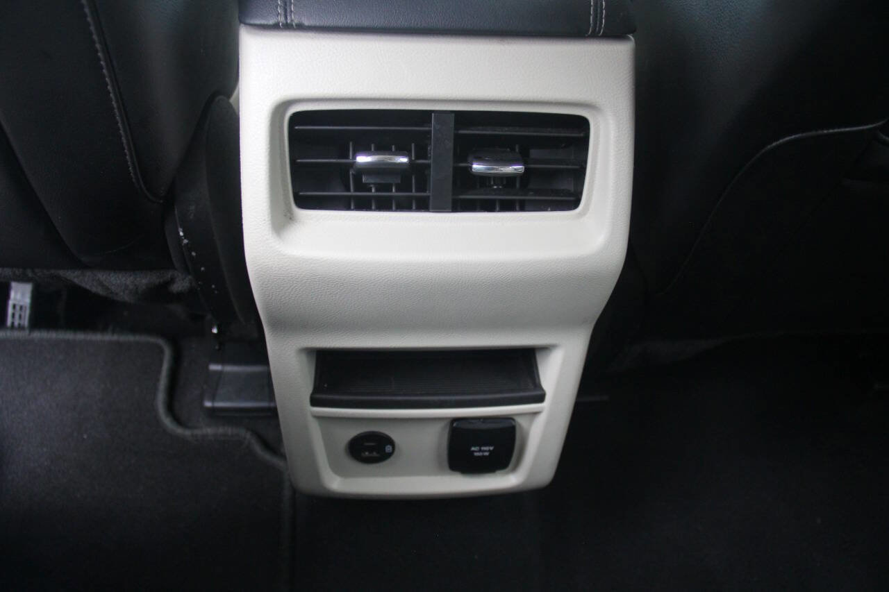 Certified 2022 Ford Edge Titanium image 16