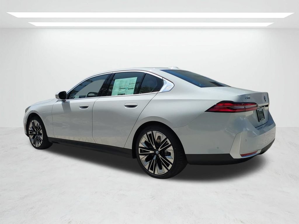 New 2027 BMW 530i xDrive w/ Premium Package AWD/4WD image 6