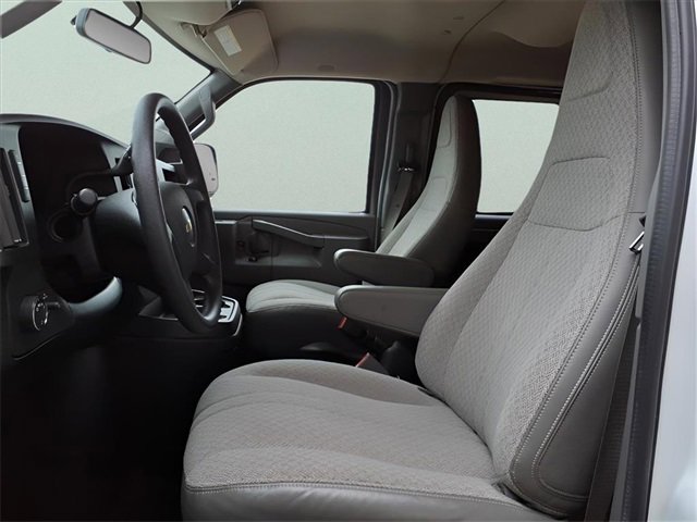 Used 2018 Chevrolet Express 3500 LT w/ LT Preferred Equipment Group image 12