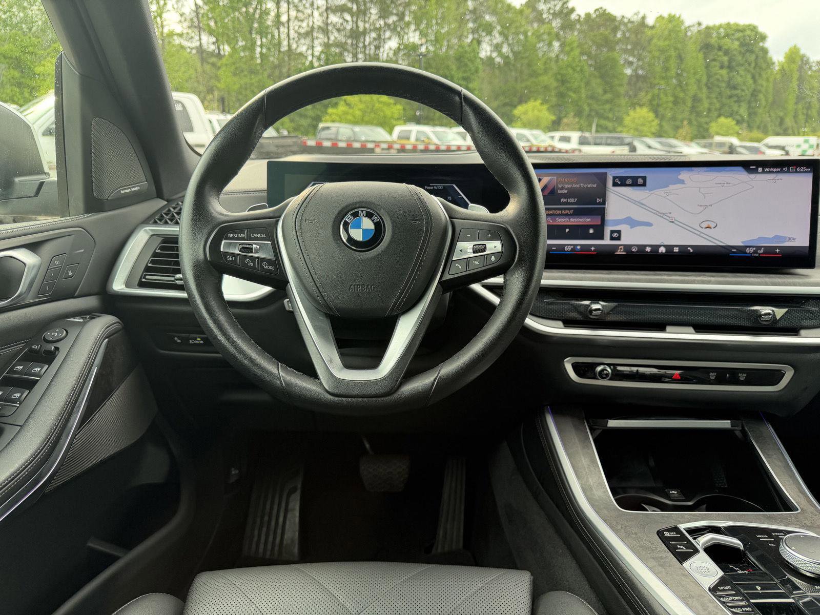 Used 2024 BMW X5 xDrive40i AWD/4WD image 8