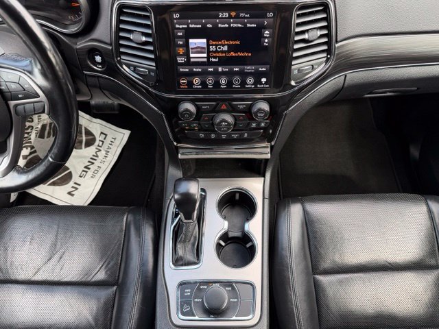 Used 2021 Jeep Grand Cherokee Limited w/ Luxury Group II AWD/4WD image 26