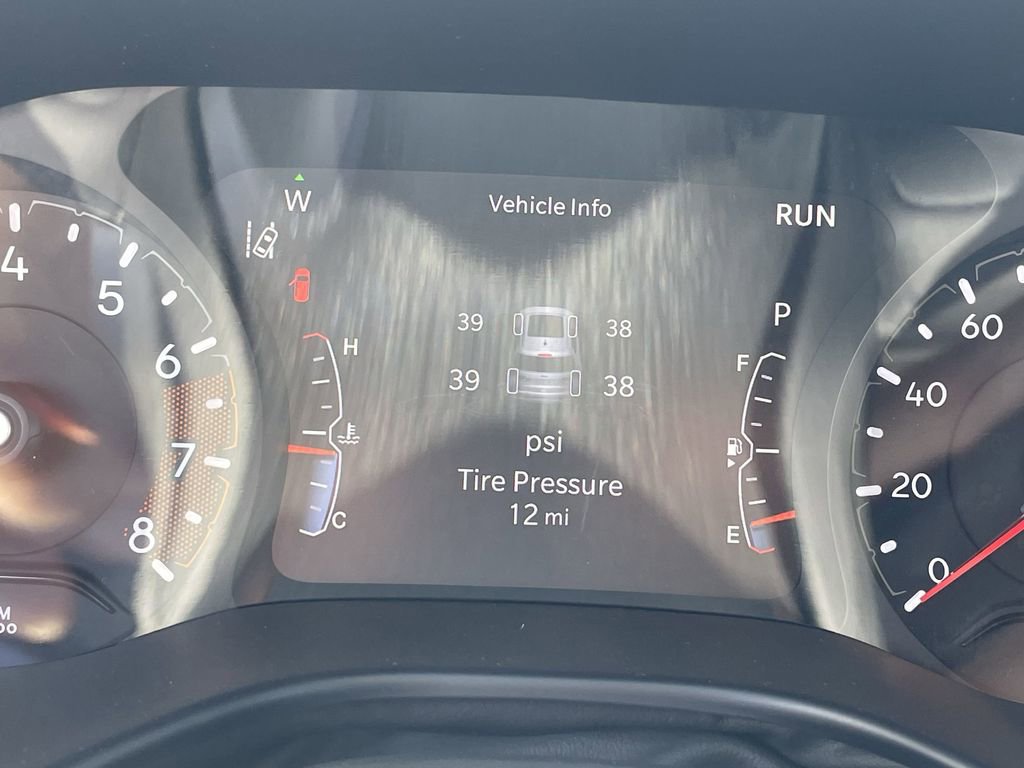 New 2025 Jeep Compass Latitude w/ Altitude Special Edition AWD/4WD image 19