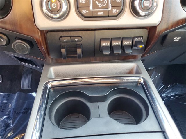 Used 2016 Ford F250 Lariat w/ Chrome Package image 21