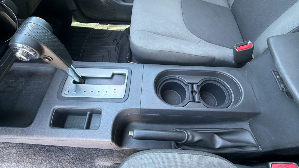Used 2014 Nissan Xterra X AWD/4WD image 13
