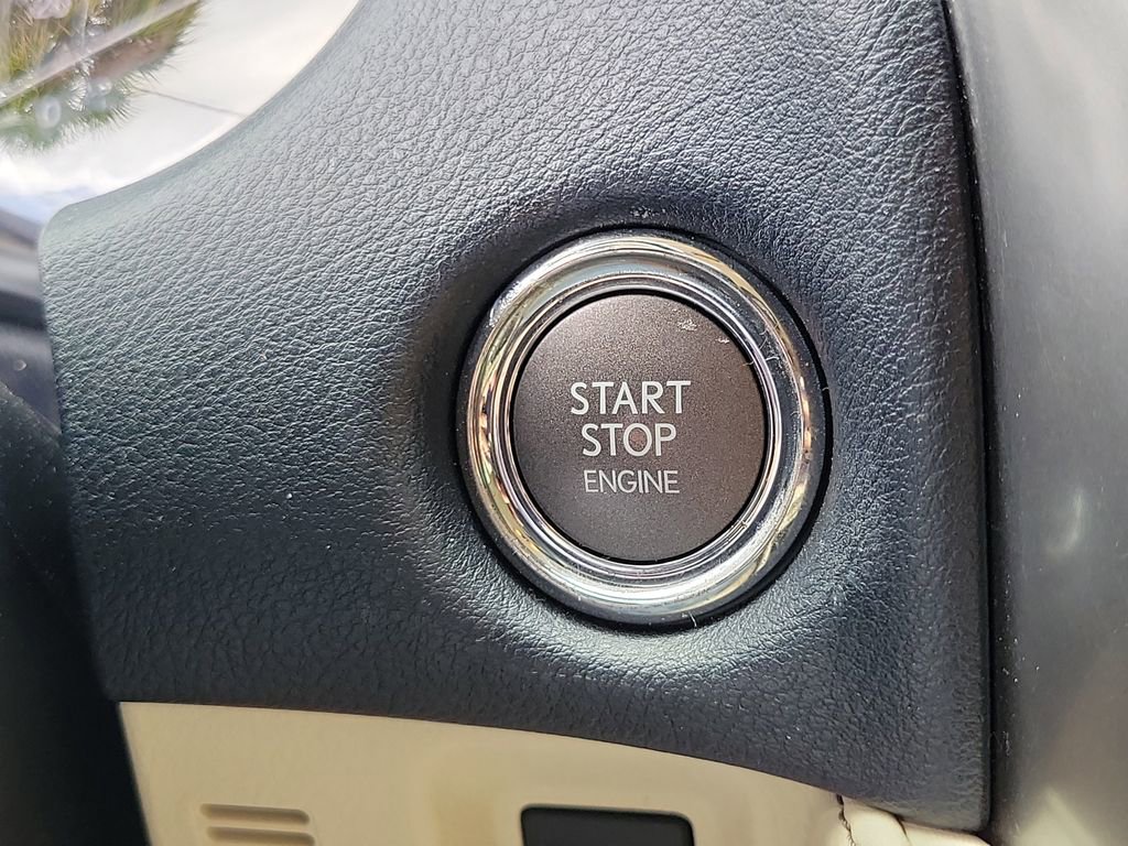 Used 2023 Lexus GX 460 Luxury w/ Accessory Package image 28