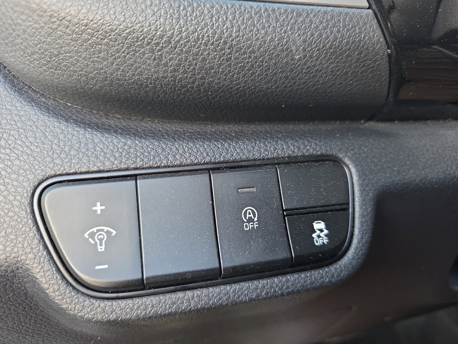 Certified 2024 Kia Seltos S image 22