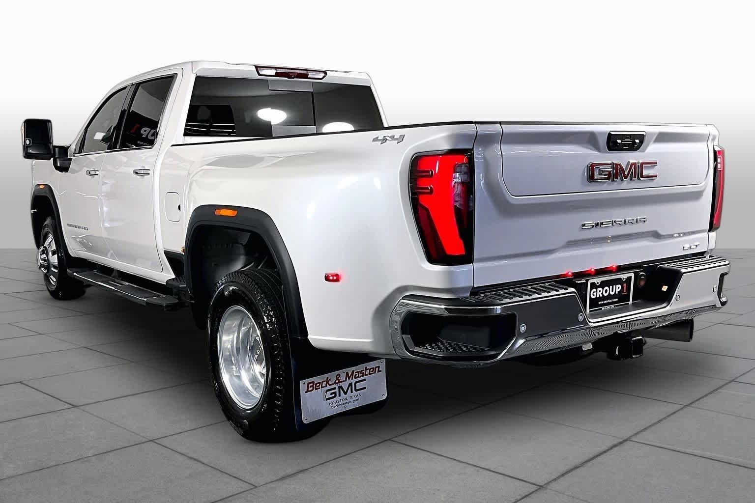 Used 2025 GMC Sierra 3500 SLT w/ Texas SLT Premium Package AWD/4WD image 12