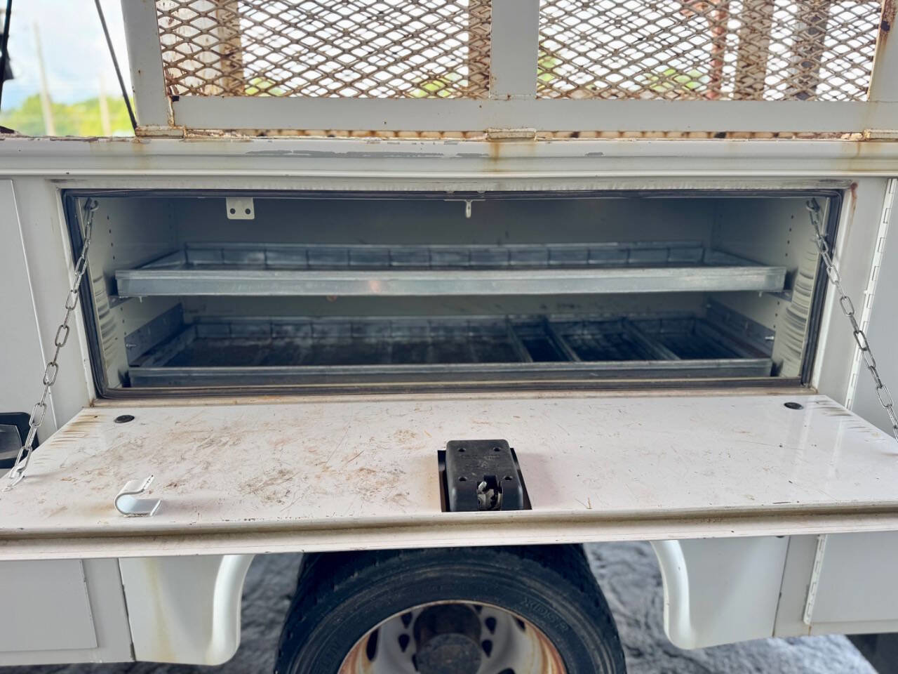 Used 2015 Ford F550 4x4 SuperCab Super Duty image 17