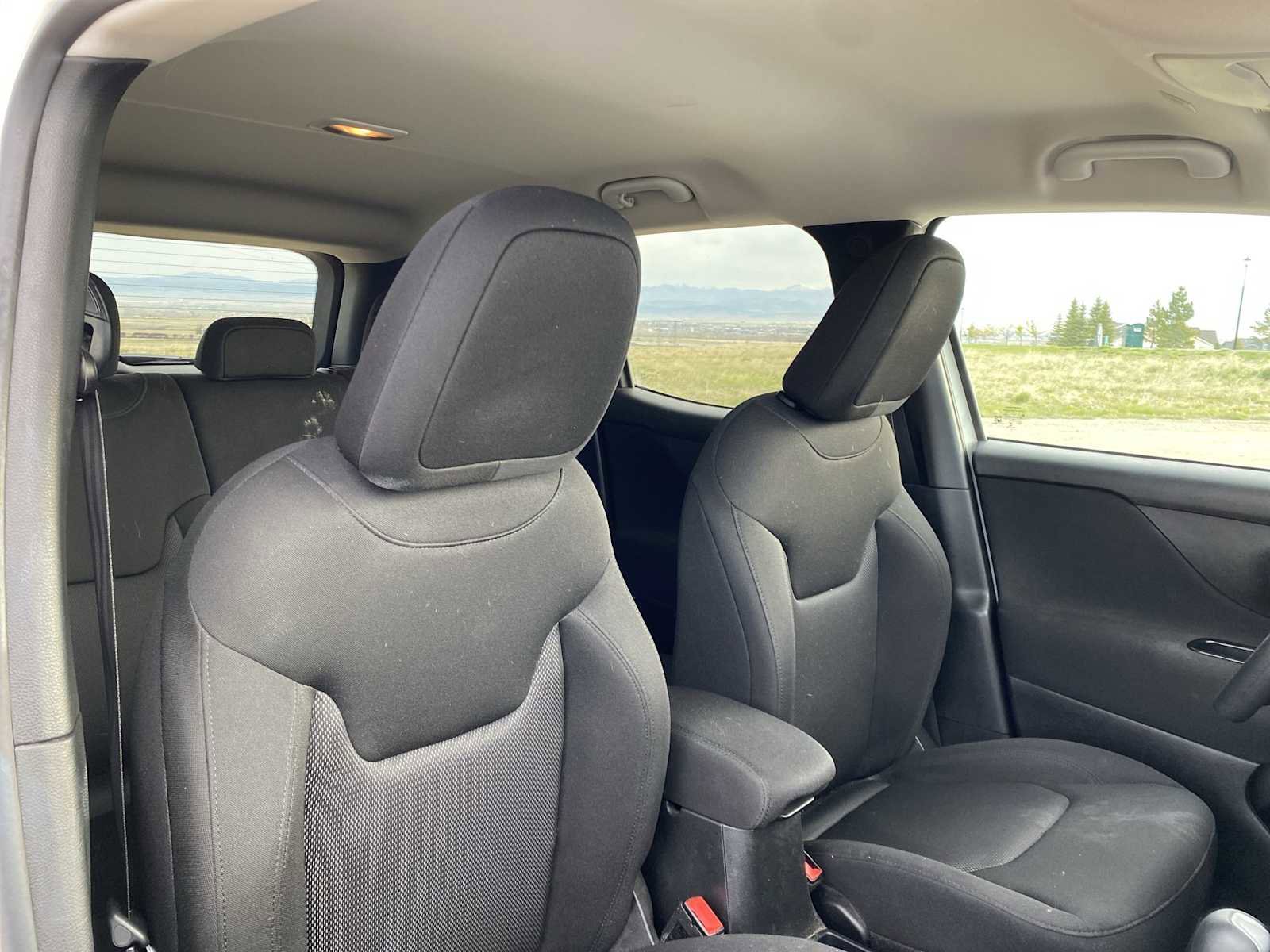 Used 2018 Jeep Renegade Sport w/ Power & Air Group AWD/4WD image 16