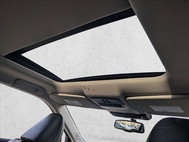 Used 2024 Mitsubishi Outlander 4WD Plug-In Hybrid image 19