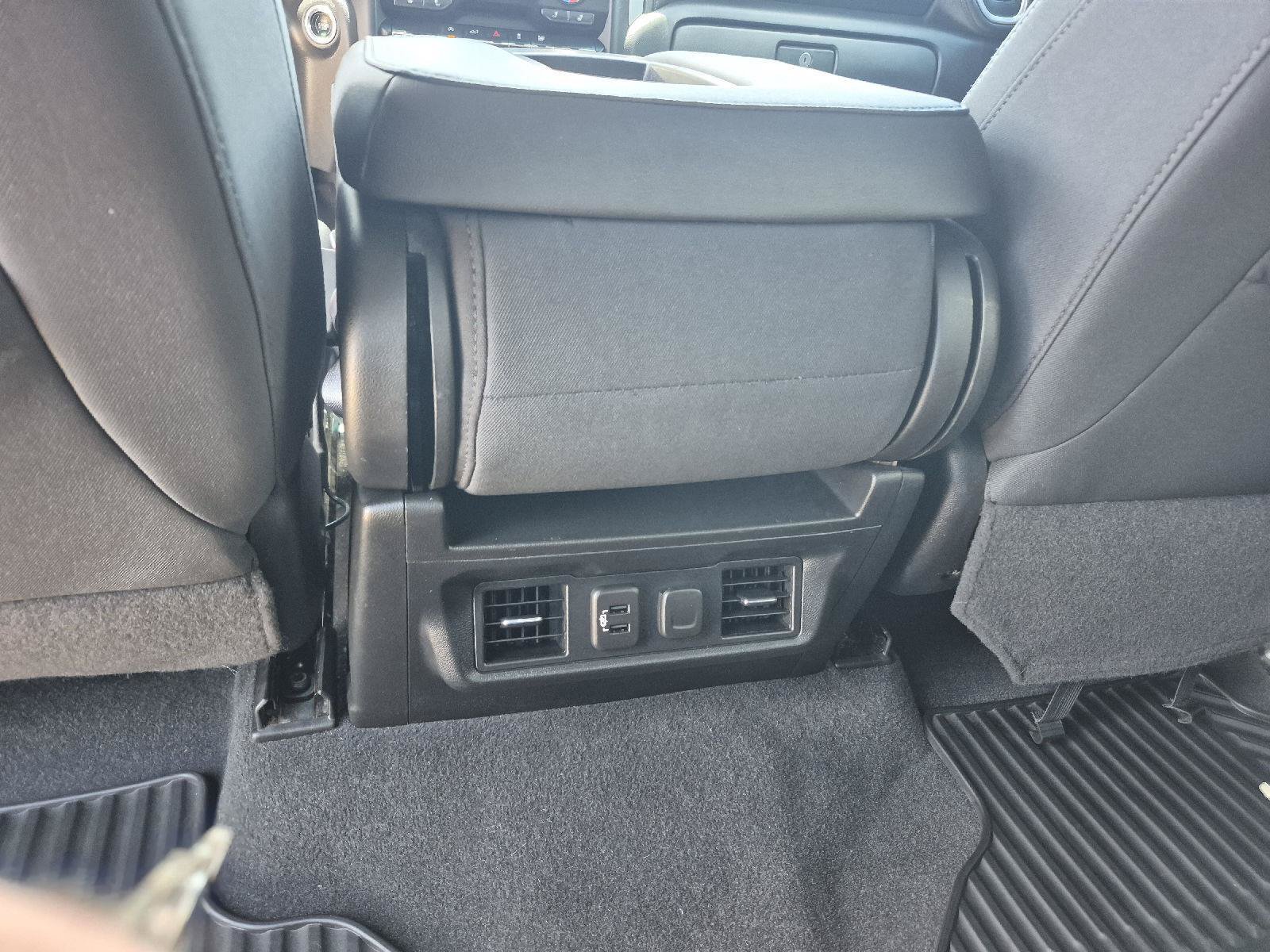 Used 2020 GMC Sierra 1500 Elevation w/ Elevation Value Package RWD image 8