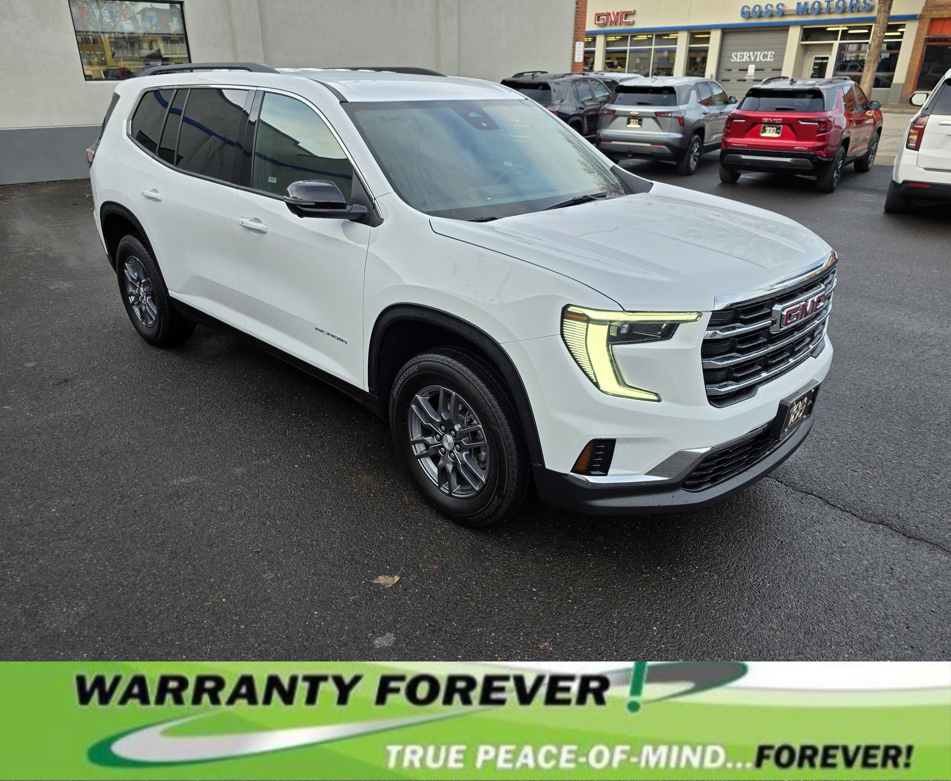 Used 2025 GMC Acadia Elevation