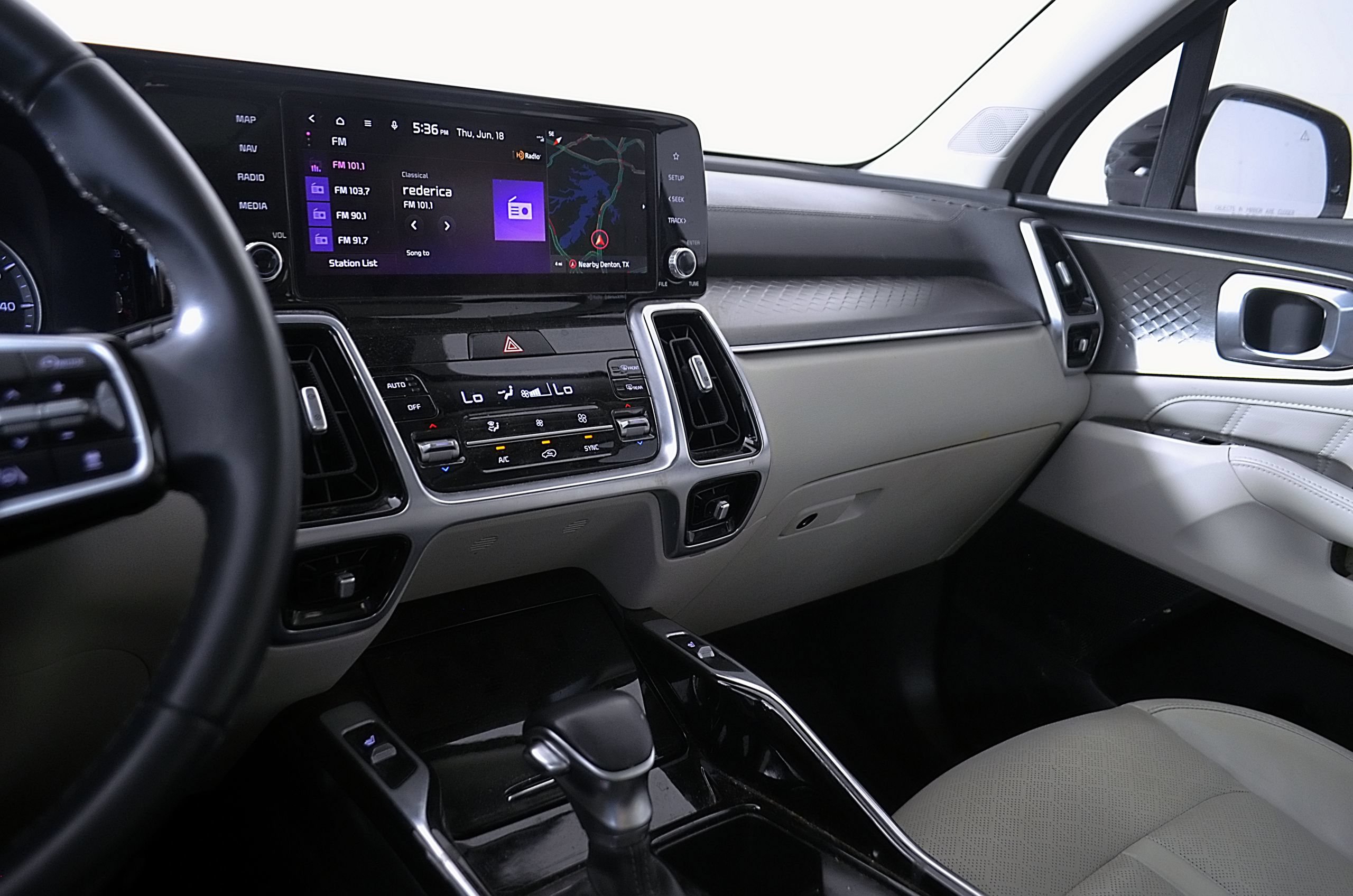 Used 2022 Kia Sorento SX AWD/4WD image 31