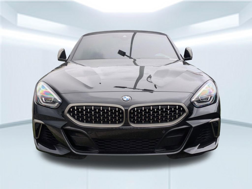 Used 2022 BMW Z4 M40i w/ Premium Package RWD image 4