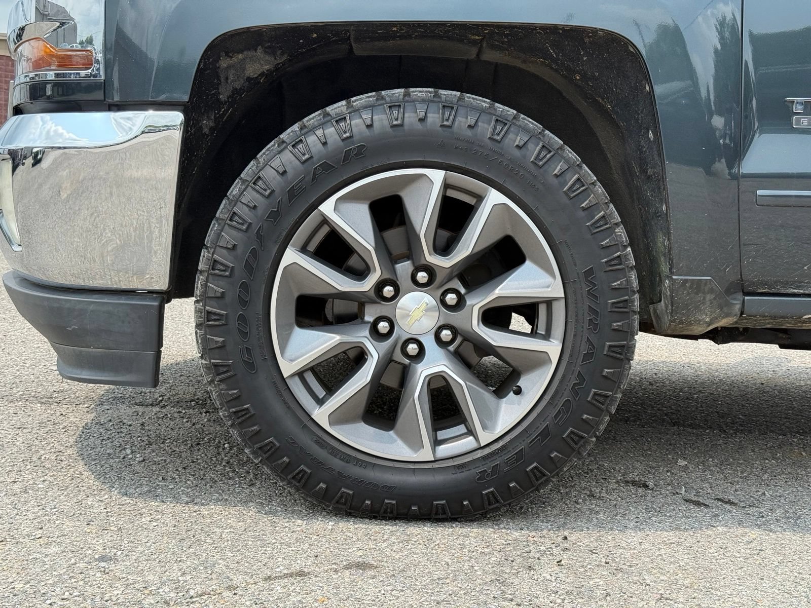 Used 2017 Chevrolet Silverado 1500 LT w/ Texas Edition RWD image 11
