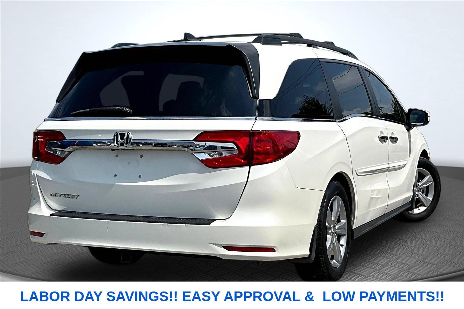 Used 2018 Honda Odyssey EX image 5