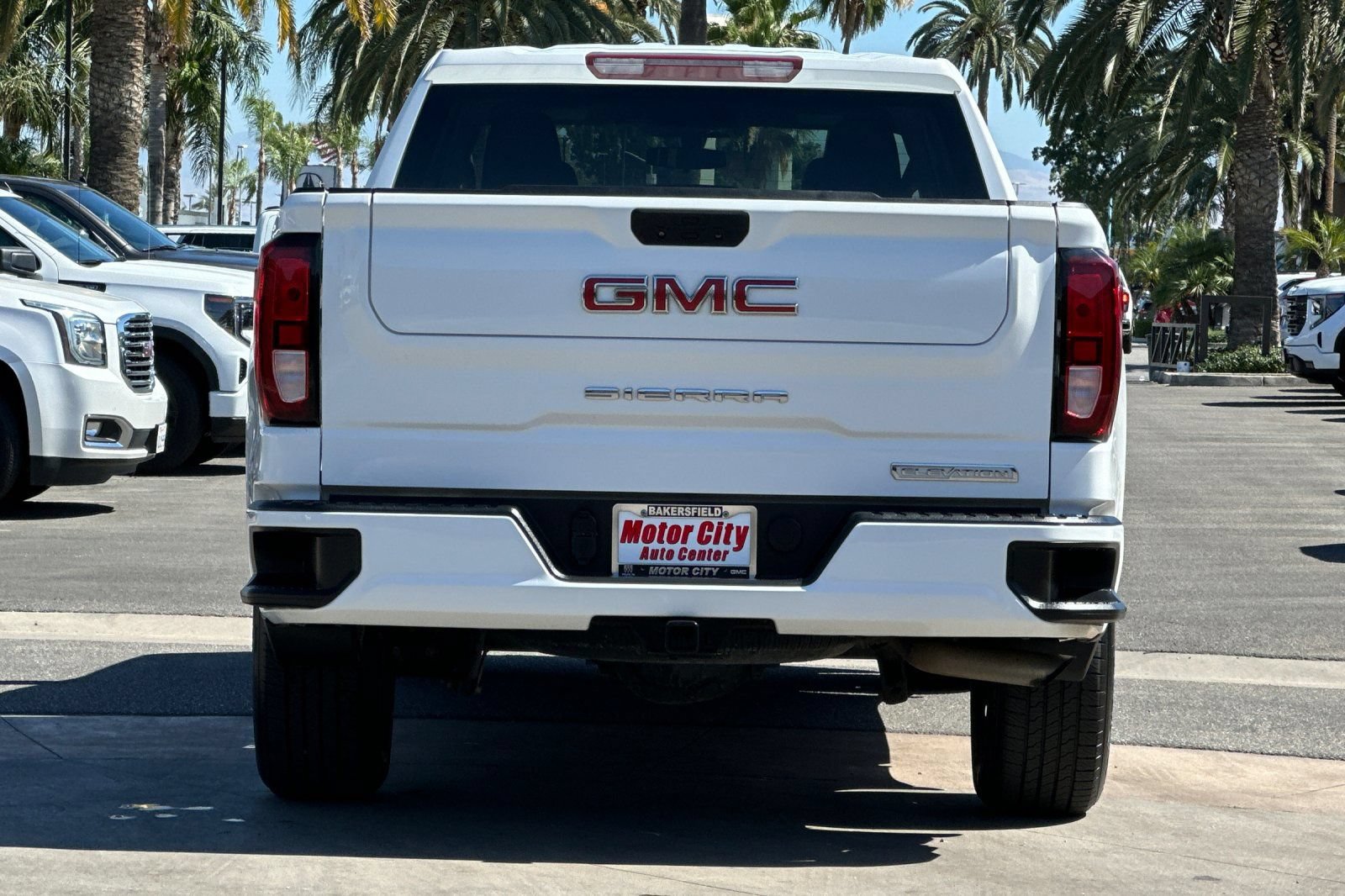 Certified 2022 GMC Sierra 1500 Elevation RWD image 5