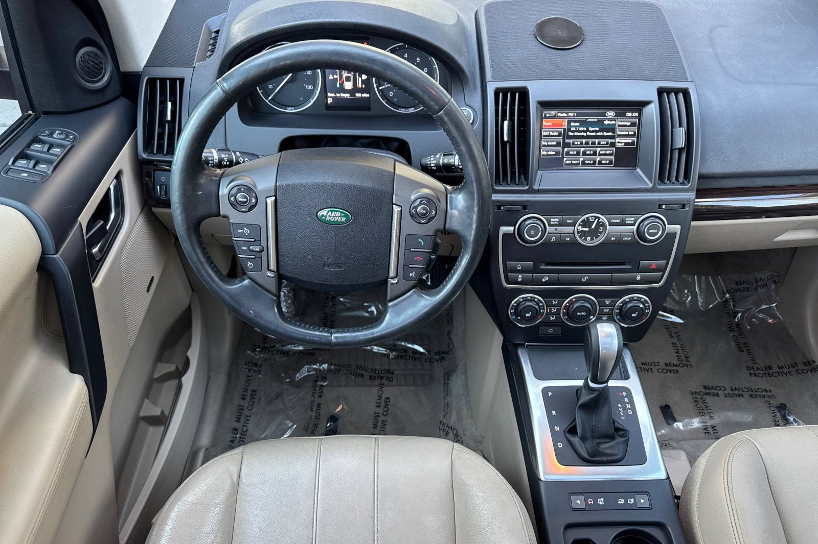 Used 2013 Land Rover LR2 AWD/4WD image 14