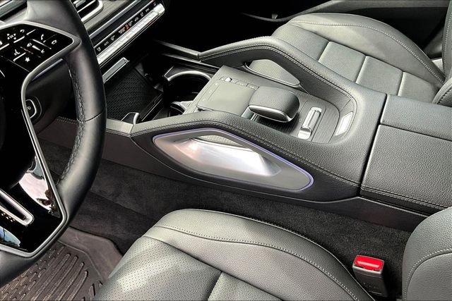 Used 2024 Mercedes-Benz GLS 450 4MATIC image 15