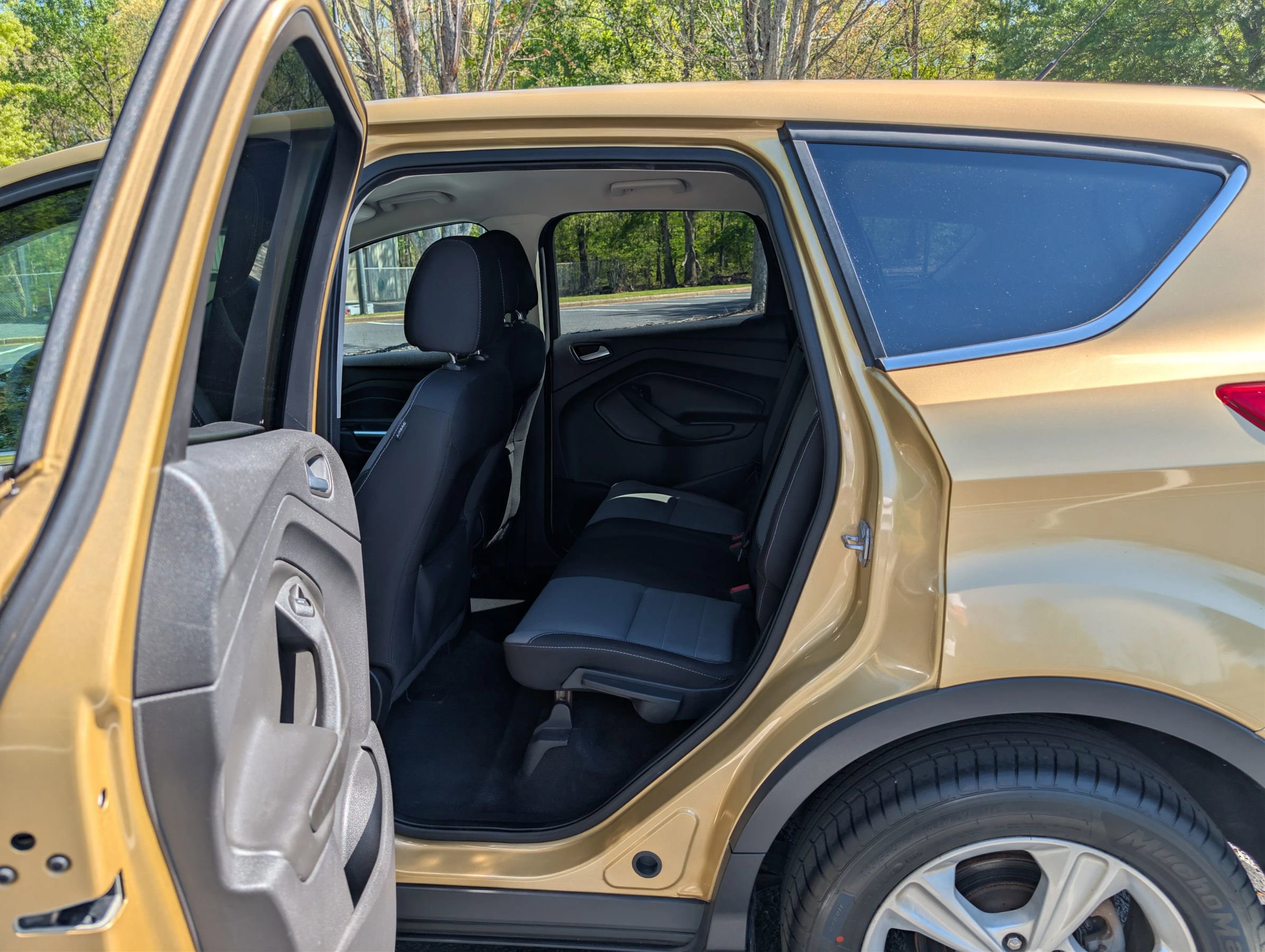 Used 2014 Ford Escape SE FWD image 11