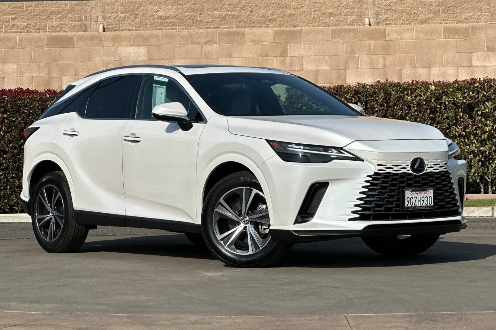 Certified 2023 Lexus RX 350 Premium image 2