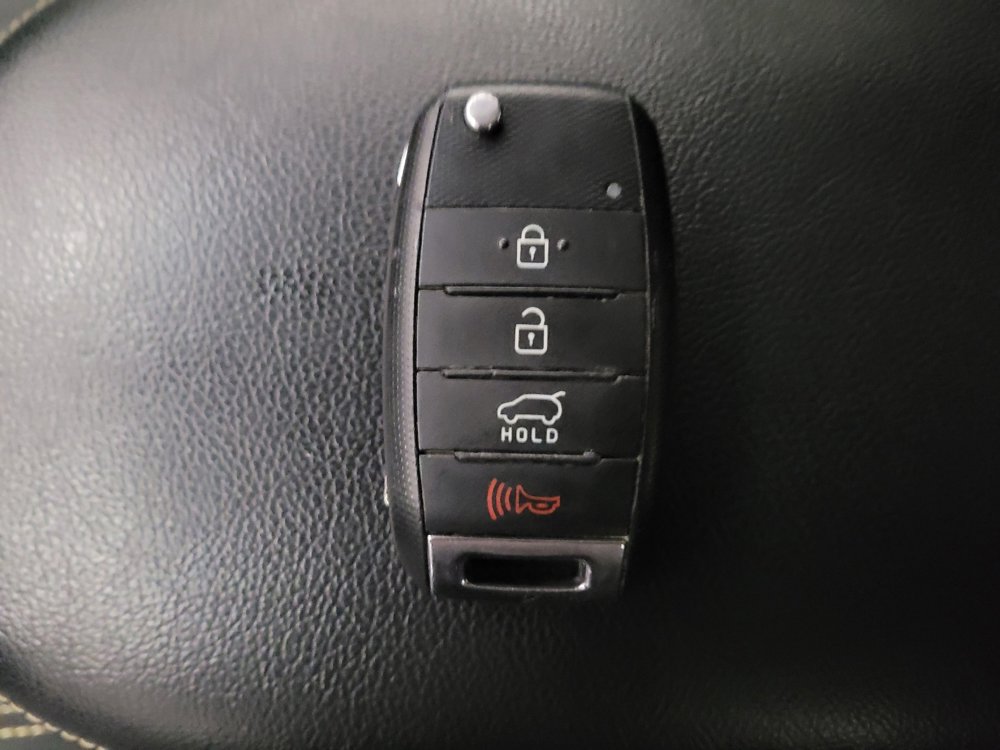 Used 2016 Kia Soul + w/ Designer's Package image 32