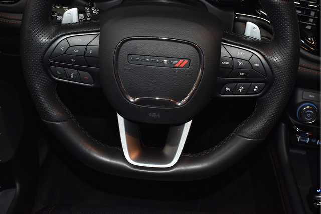 Used 2025 Dodge Durango R/T w/ Blacktop Package AWD/4WD image 28