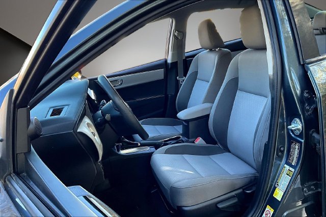 Used 2019 Toyota Corolla LE FWD image 21