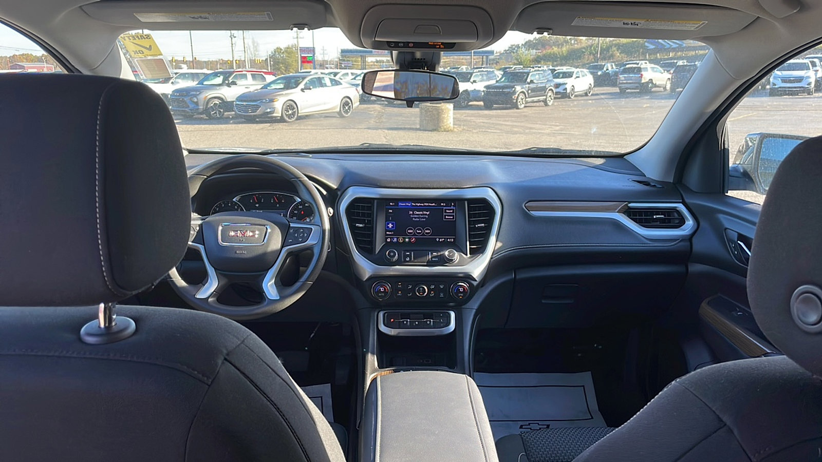 Used 2023 GMC Acadia SLE w/ Driver Convenience Package image 14