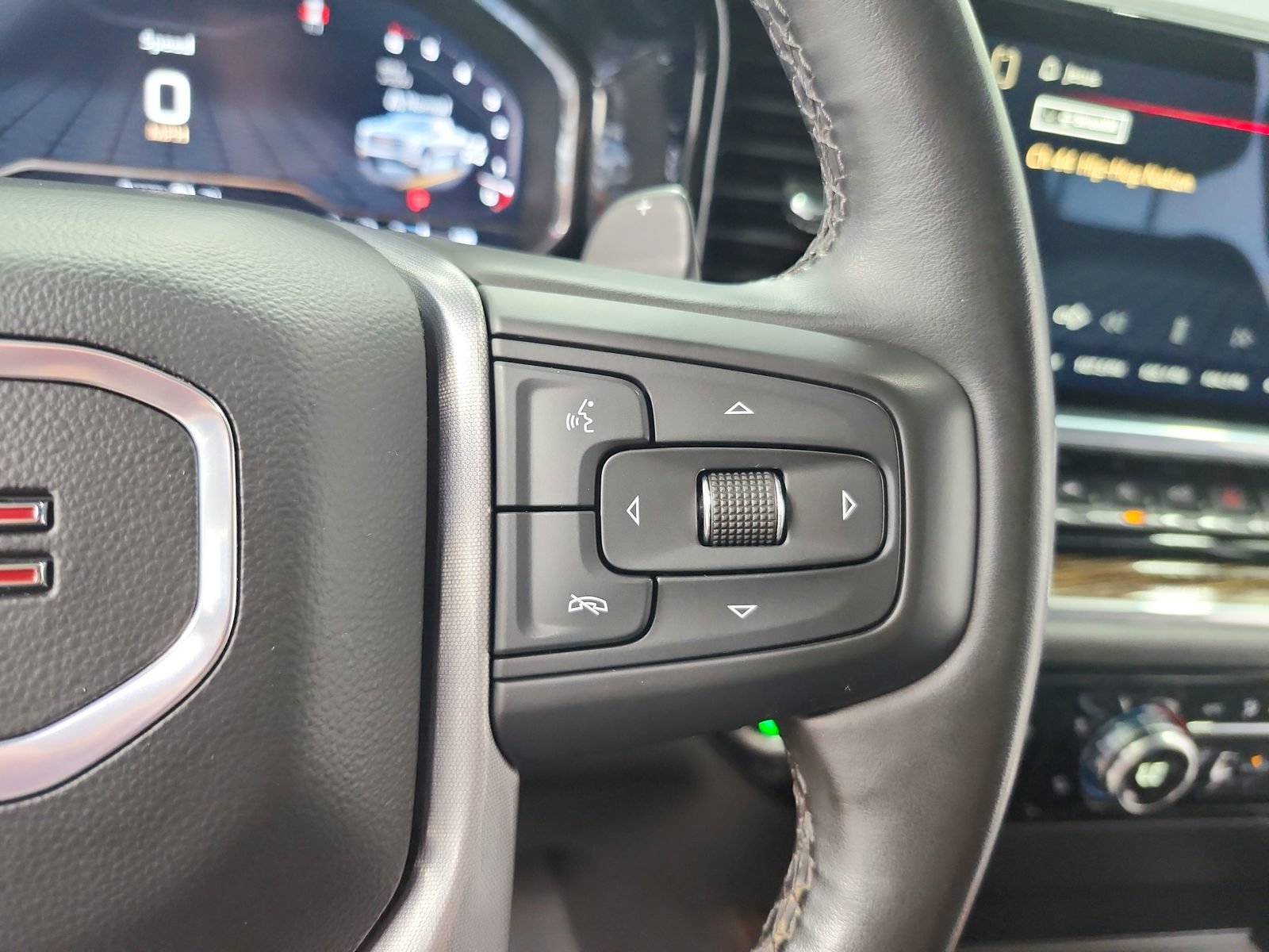 Used 2024 GMC Sierra 1500 Elevation w/ Preferred Package AWD/4WD image 24