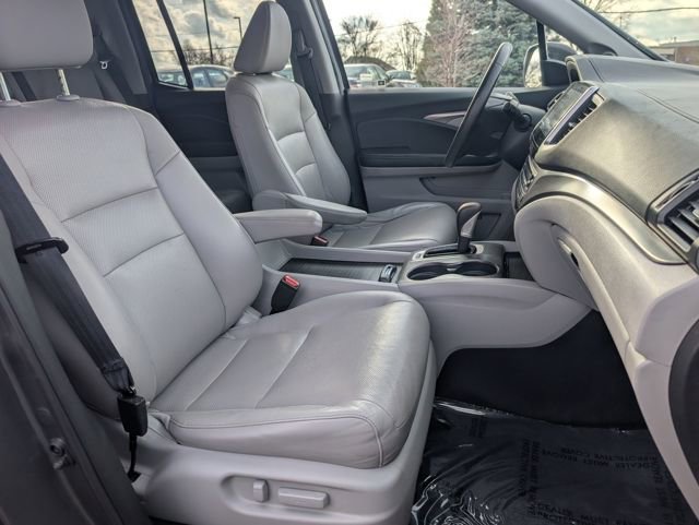 Used 2017 Honda Ridgeline RTL-T image 22