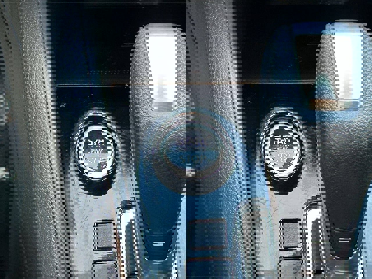 Certified 2023 Nissan Versa SR w/ Trunk Package image 23