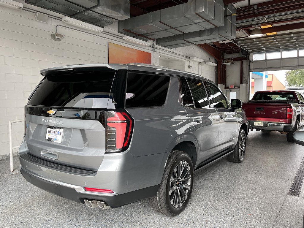 New 2026 Chevrolet Tahoe High Country AWD/4WD image 11