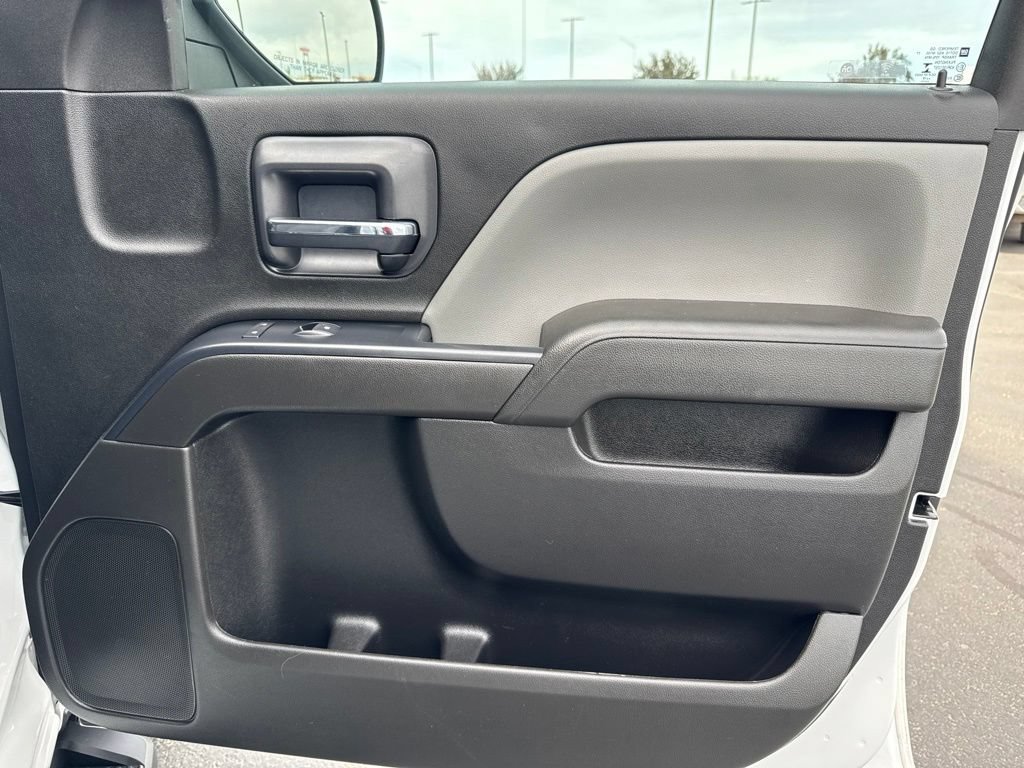 Used 2019 Chevrolet Silverado 1500 Custom w/ Custom Convenience Package AWD/4WD image 32