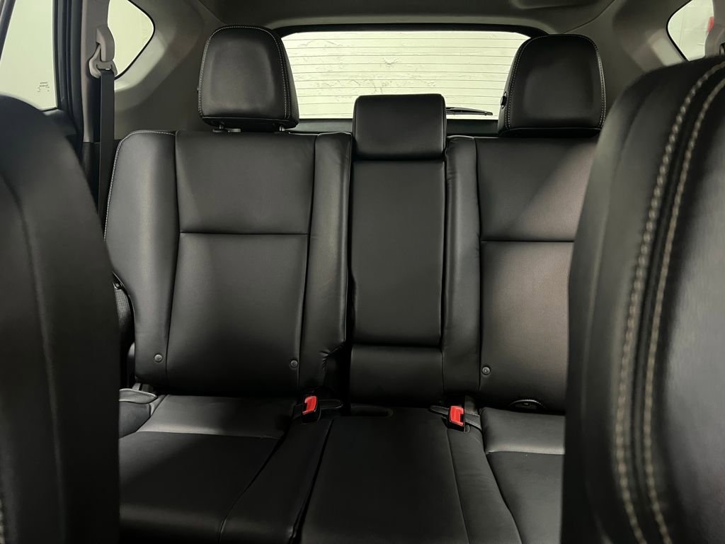 Used 2015 Toyota RAV4 Limited w/ Technology Package image 27