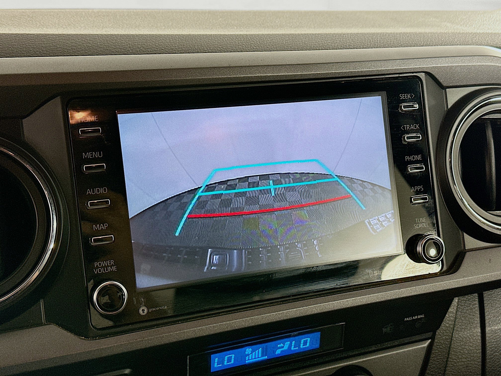 Used 2023 Toyota Tacoma TRD Off-Road image 21