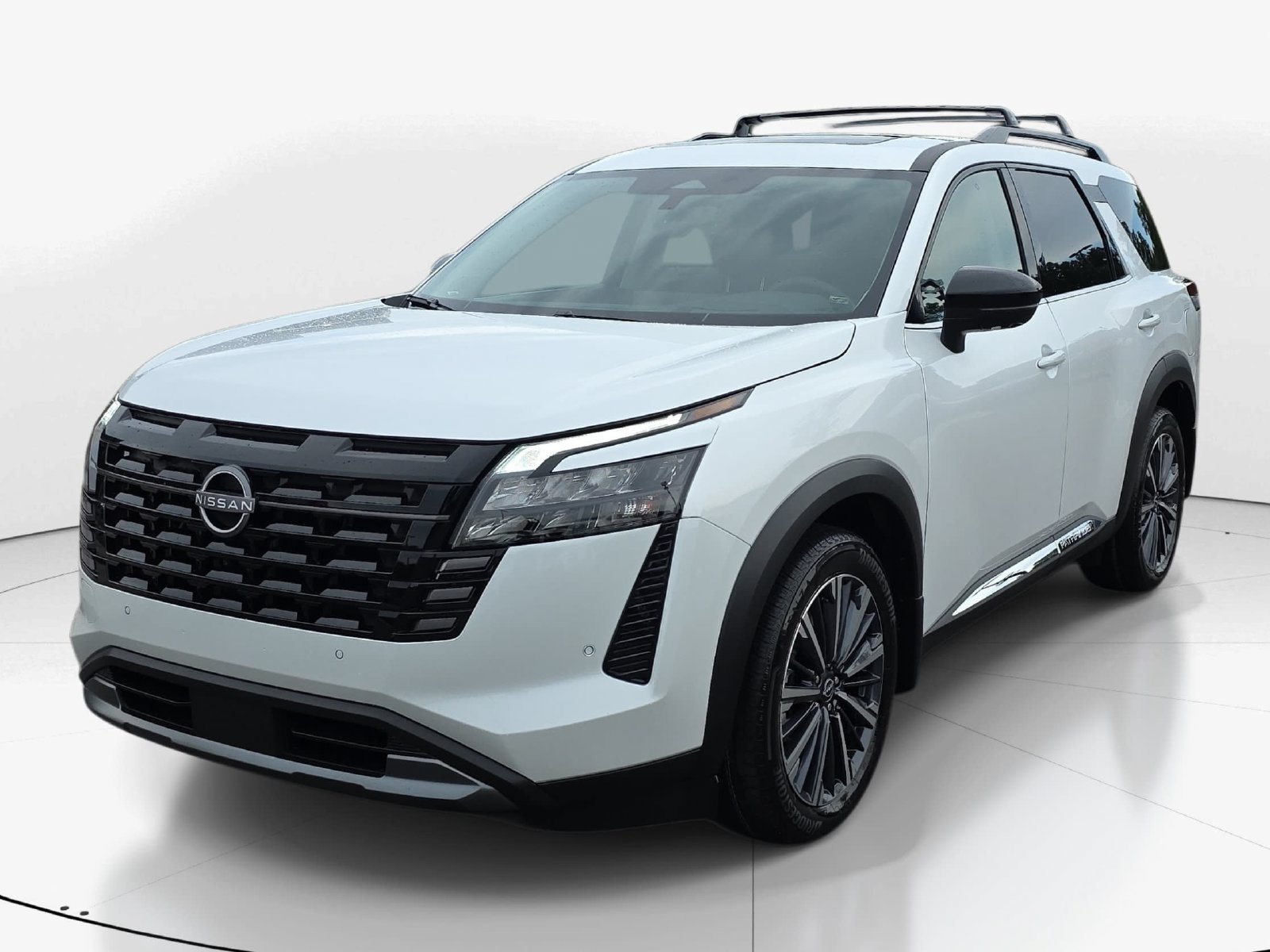 New 2026 Nissan Pathfinder Platinum w/ Accent Package FWD image 10