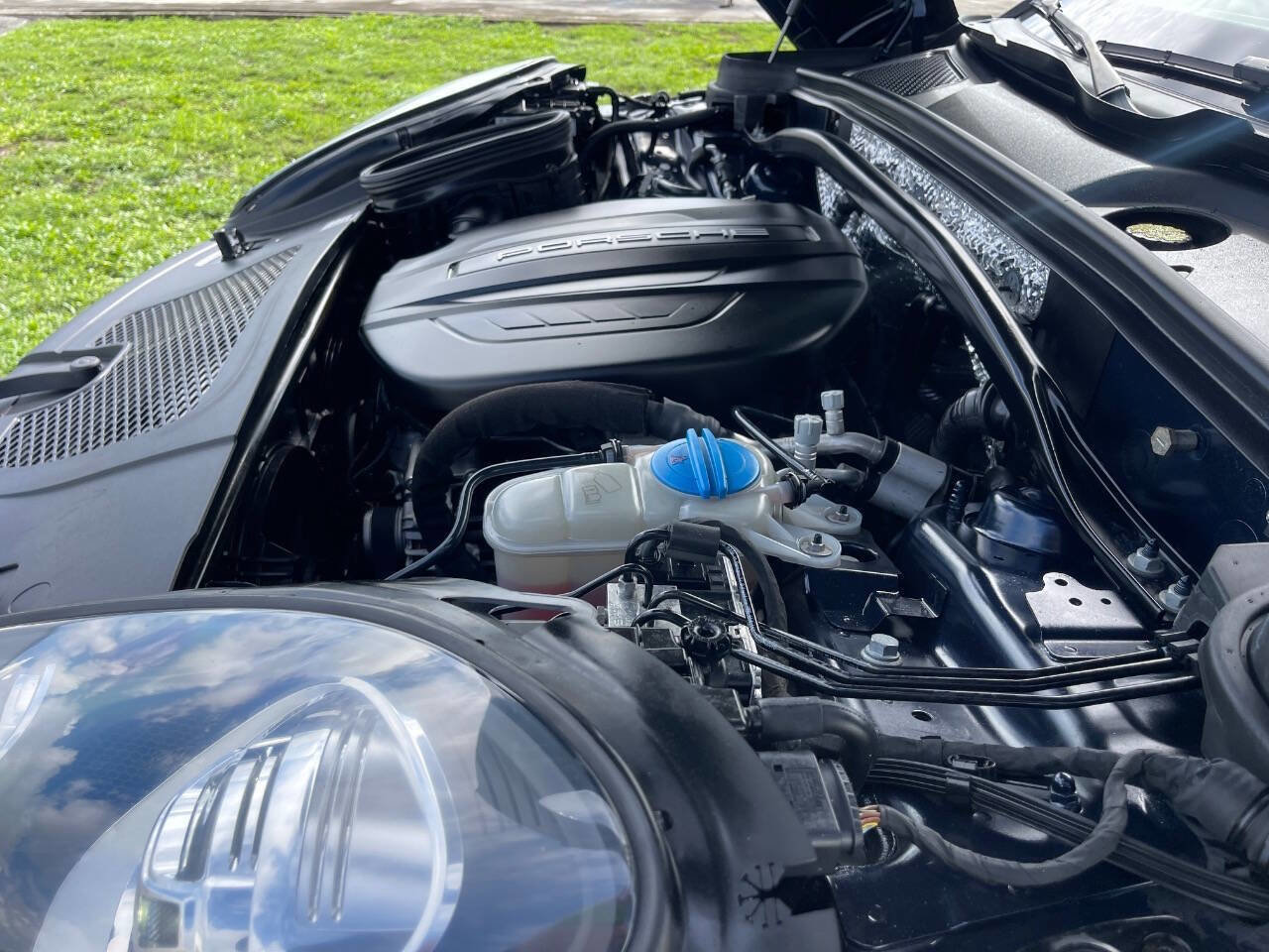 Used 2018 Porsche Macan image 39