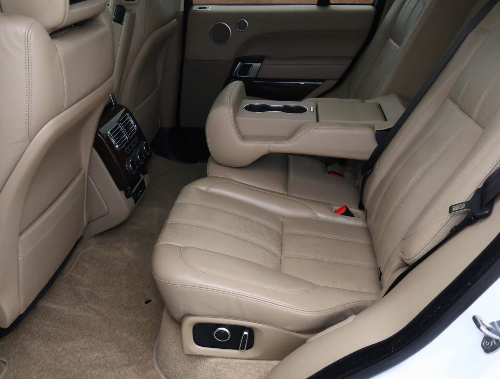 Used 2017 Land Rover Range Rover Supercharged image 23