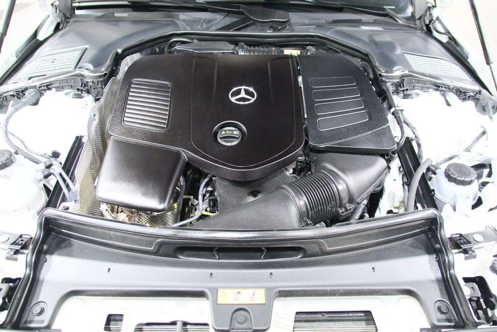 Certified 2025 Mercedes-Benz C 300 4MATIC Sedan image 31