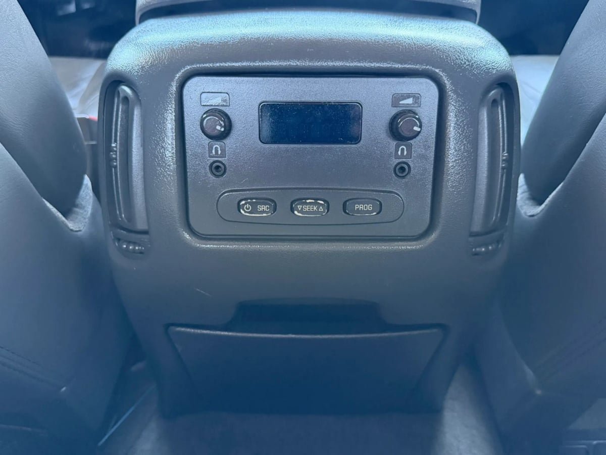 Used 2004 Chevrolet Silverado 2500 LT RWD image 48